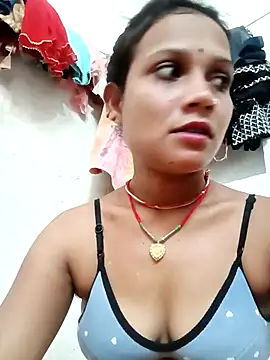 Chandni Love143 online show from 09-20-25, 03:51