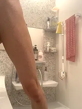 aki 2727 online show from 11-03-25, 07:53