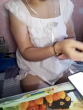 Kuncute online show from 09-13-25, 04:23