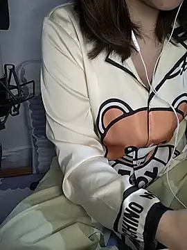 Kuncute online show from 12-16-25, 09:58