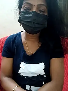 Snapshot of Rithya27 chatting on 11-08-25, 06:18 Rithya27 online show from 11-08-25, 06:18