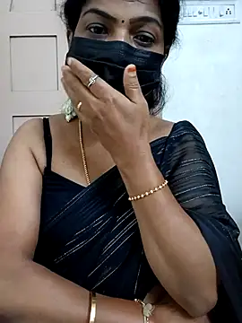 Snapshot of Rithya27 chatting on 03-13-26, 06:25 Rithya27 online show from 03-13-26, 06:25