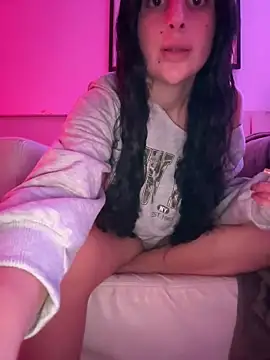 Snapshot of baddieworld1 chatting on 02-22-26, 06:28 baddieworld1 online show from 02-22-26, 06:28