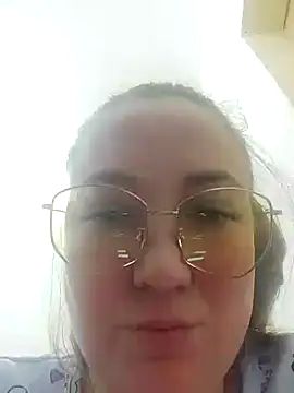 Kiss Eva online show from 01-10-25, 08:48