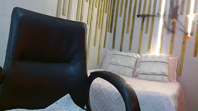 Angel saez online show from 10-30-25, 11:55