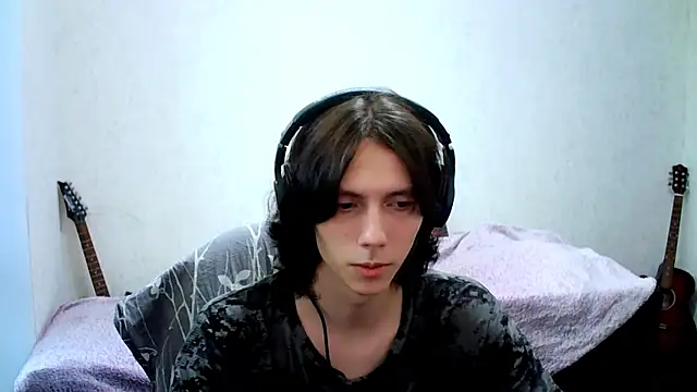Snapshot of TemptVelvet chatting on 09-20-25, 01:06 TemptVelvet online show from 09-20-25, 01:06