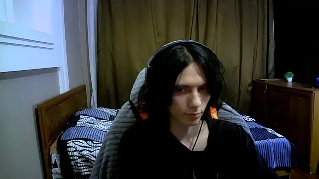 Snapshot of TemptVelvet chatting on 10-20-25, 03:56 TemptVelvet online show from 10-20-25, 03:56