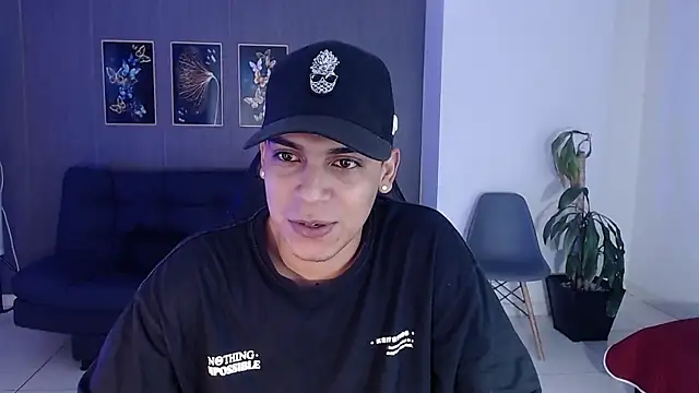 Snapshot of david_santos16 chatting on 09-13-25, 04:34 david santos16 online show from 09-13-25, 04:34