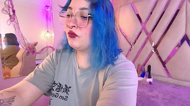 Lilith curvy online show from 11-27-25, 08:33