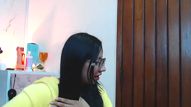 VioletxBloom online show from 09-28-25, 08:20