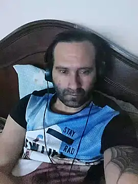 Snapshot of Jose1985oliveira chatting on 03-27-26, 12:27 Jose1985oliveira online show from 03-27-26, 12:27