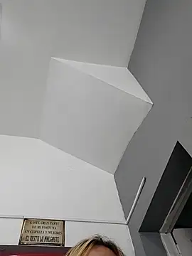 Snapshot of ayebran chatting on 10-11-25, 05:55 ayebran online show from 10-11-25, 05:55