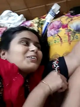 Snapshot of Holy_Sex_International chatting on 09-22-25, 04:42 Holy Sex International online show from 09-22-25, 04:42