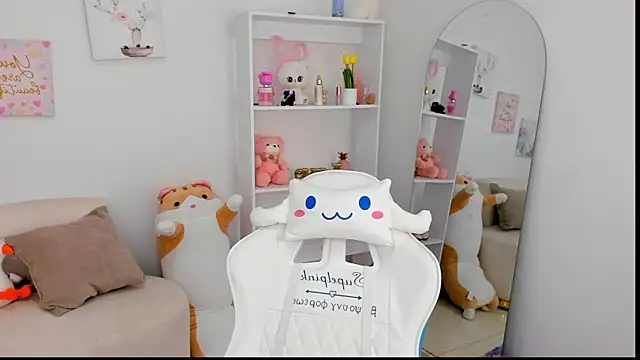 dolce antonellaa online show from 12-05-25, 12:19