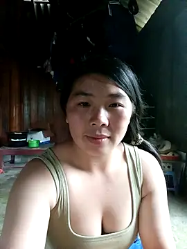 quynhkoolbae online show from 10-20-25, 01:50