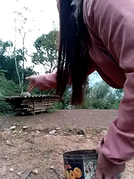 quynhkoolbae online show from 11-30-25, 11:20