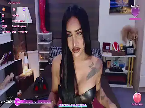 Snapshot of SeductiveVictoria chatting on 03-11-26, 05:19 SeductiveVictoria online show from 03-11-26, 05:19