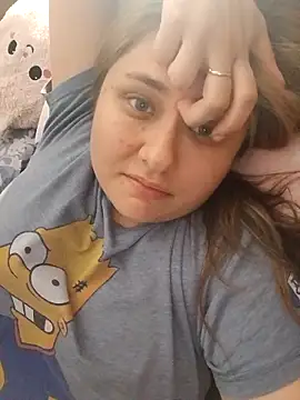 Snapshot of ivorywhisper chatting on 09-17-25, 06:42 ivorywhisper online show from 09-17-25, 06:42