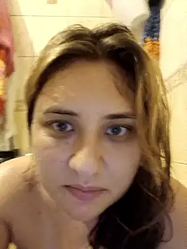 Snapshot of ivorywhisper chatting on 10-01-25, 03:51 ivorywhisper online show from 10-01-25, 03:51