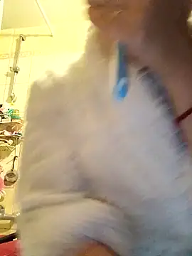 Snapshot of ivorywhisper chatting on 10-03-25, 06:43 ivorywhisper online show from 10-03-25, 06:43