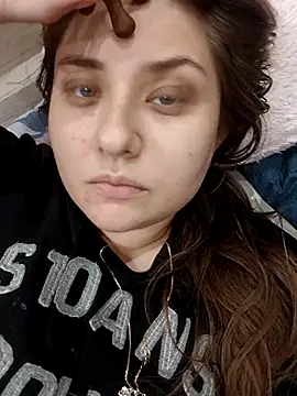 Snapshot of ivorywhisper chatting on 10-18-25, 03:57 ivorywhisper online show from 10-18-25, 03:57