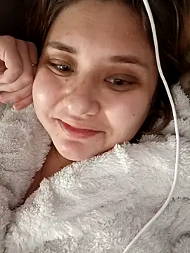 Snapshot of ivorywhisper chatting on 12-20-25, 06:48 ivorywhisper online show from 12-20-25, 06:48