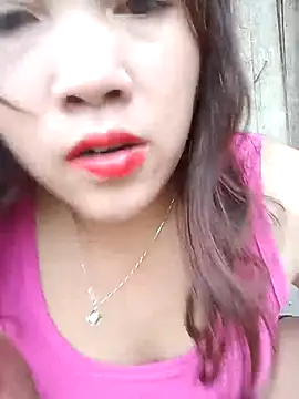 miumiu 00 online show from 10-04-25, 05:05