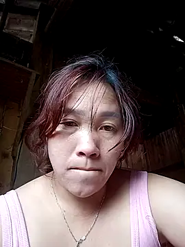 miumiu 00 online show from 10-12-25, 07:40