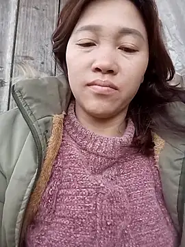 miumiu 00 online show from 11-29-25, 11:41