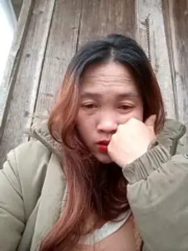 miumiu 00 online show from 02-13-26, 10:00