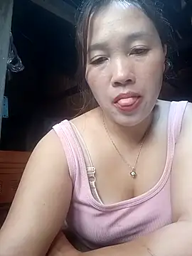 Snapshot of miumiu_00 chatting on 07-16-26, 01:22 miumiu 00 online show from 07-16-26, 01:22