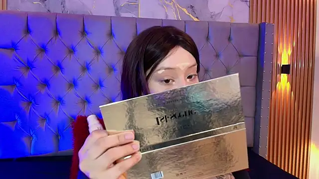 Suxan White  online show from 01-14-26, 12:44