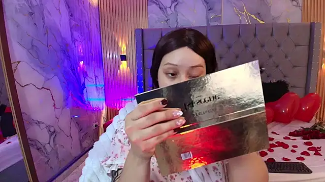 Suxan White  online show from 02-14-26, 12:35