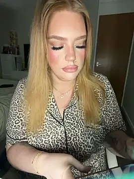 Snapshot of MysteriousMylaX chatting on 03-24-26, 04:23 MysteriousMylaX online show from 03-24-26, 04:23