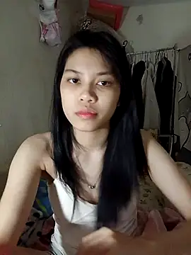 Snapshot of Katanh chatting on 11-02-25, 12:29 Katanh online show from 11-02-25, 12:29