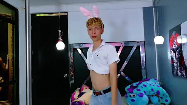 park jimin1 online show from 09-26-25, 12:09