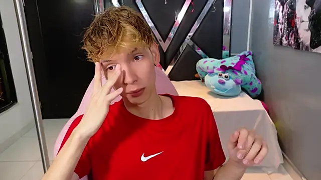 park jimin1 online show from 10-03-25, 12:57