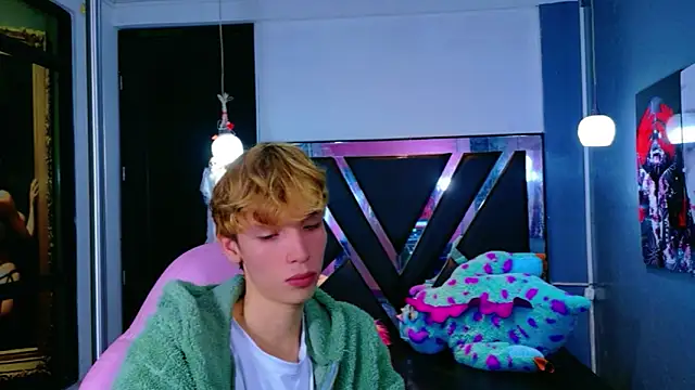 park jimin1 online show from 11-06-25, 12:06