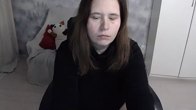 AdelinaLawson online show from 12-16-25, 05:40