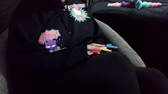 Snapshot of fetishslut4u chatting on 09-15-25, 04:56 fetishslut4u online show from 09-15-25, 04:56