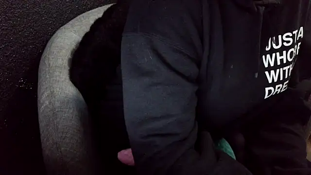 Snapshot of fetishslut4u chatting on 09-21-25, 02:51 fetishslut4u online show from 09-21-25, 02:51