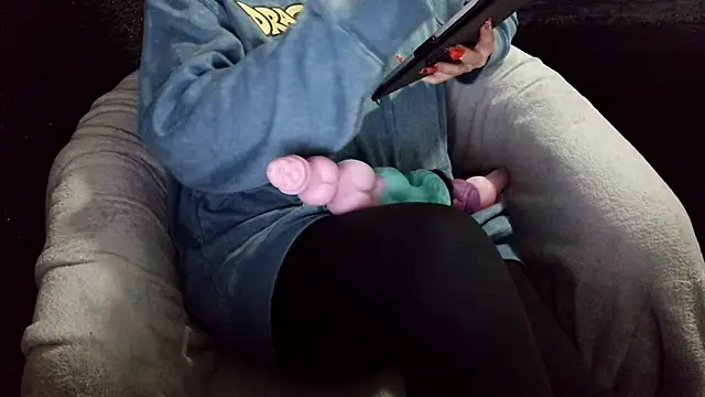 Snapshot of fetishslut4u chatting on 09-23-25, 05:43 fetishslut4u online show from 09-23-25, 05:43