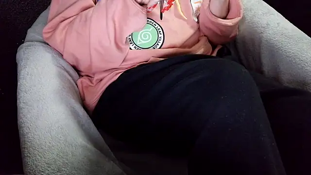 Snapshot of fetishslut4u chatting on 09-25-25, 05:00 fetishslut4u online show from 09-25-25, 05:00