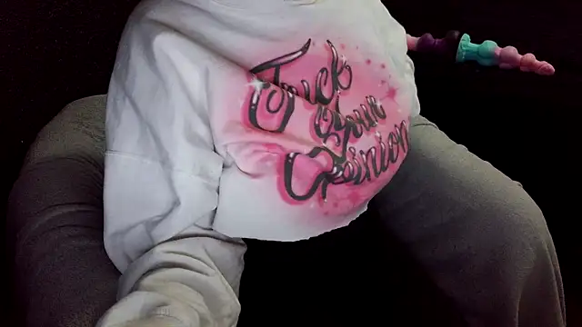 Snapshot of fetishslut4u chatting on 09-30-25, 05:23 fetishslut4u online show from 09-30-25, 05:23