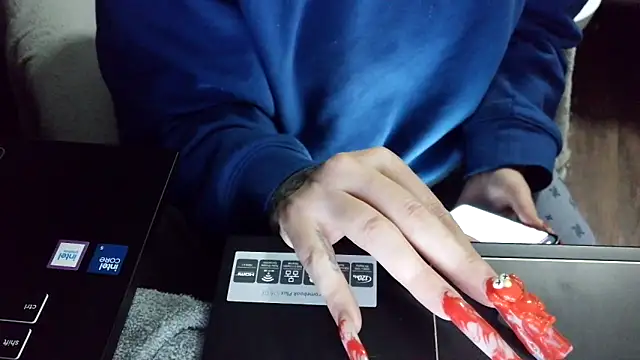 Snapshot of fetishslut4u chatting on 10-16-25, 11:55 fetishslut4u online show from 10-16-25, 11:55