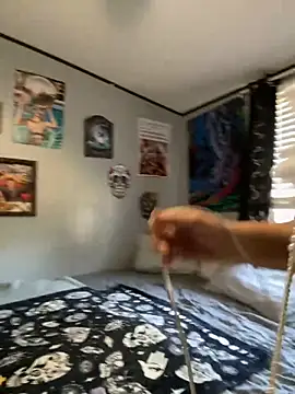 lillylooney online show from 10-01-25, 03:07