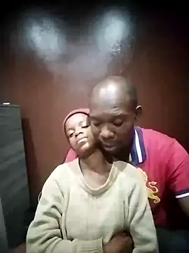 TinnyVsGiant online show from 10-31-25, 08:10