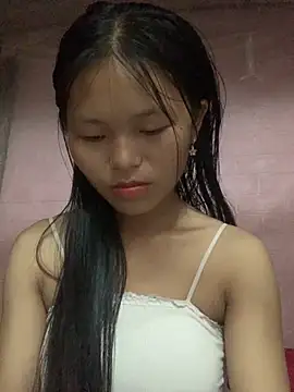 Snapshot of milo_bae chatting on 09-14-25, 10:31 milo bae online show from 09-14-25, 10:31