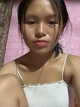 Snapshot of milo_bae chatting on 10-16-25, 02:01 milo bae online show from 10-16-25, 02:01