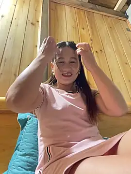 phungtiti online show from 11-17-25, 05:13